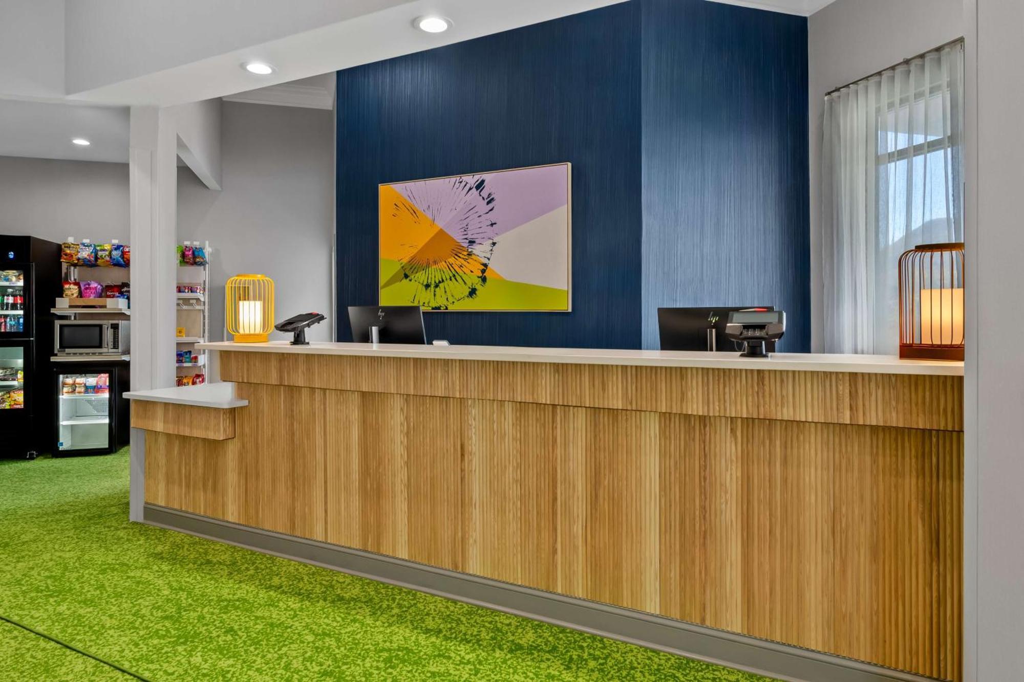 Spark By Hilton Daleville Roanoke North Exterior photo